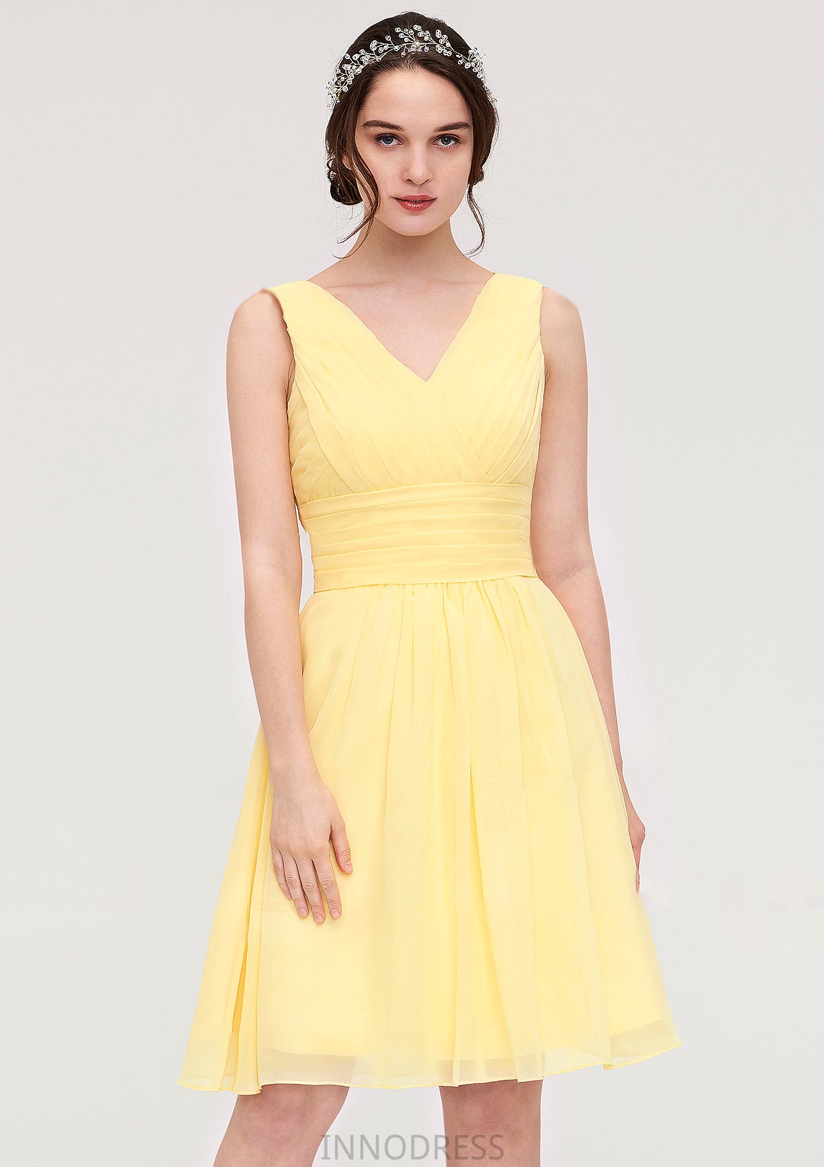 V Neck Sleeveless A-line/Princess Chiffon Knee-Length Bridesmaid Dresses With Pleated Sanaa DPP0025414