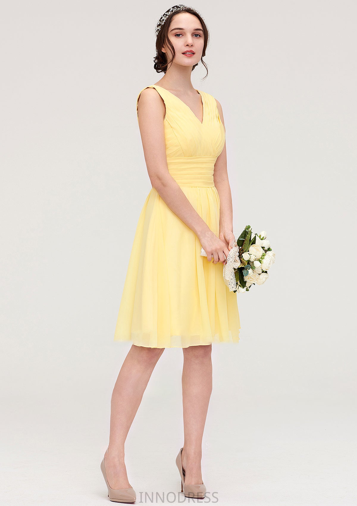 V Neck Sleeveless A-line/Princess Chiffon Knee-Length Bridesmaid Dresses With Pleated Sanaa DPP0025414