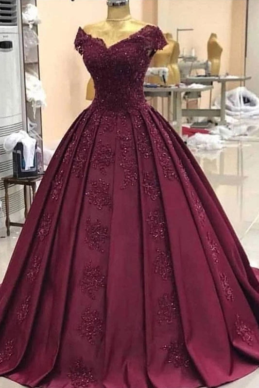 Off-Shoulder Grape Ball Gown Appliques Prom Dresses With Cap Sleeves