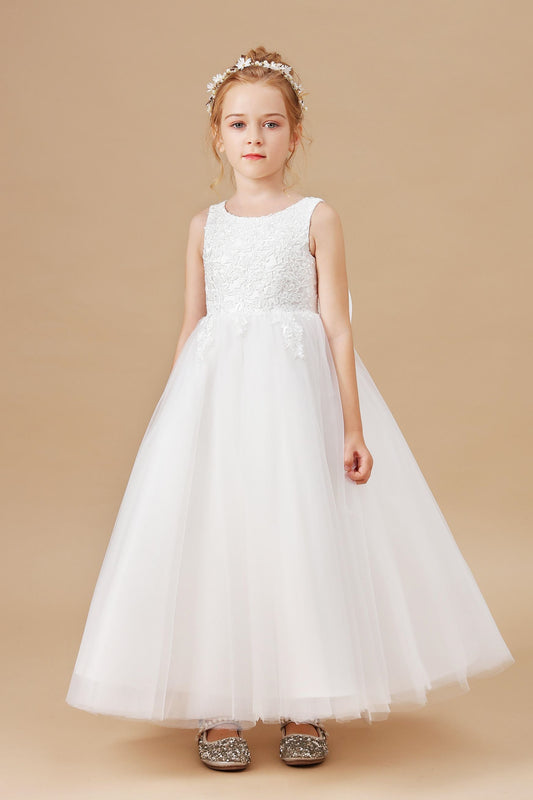 Lovely Sleeveless Applique Tulle Flower Girl Dresses With Bownot