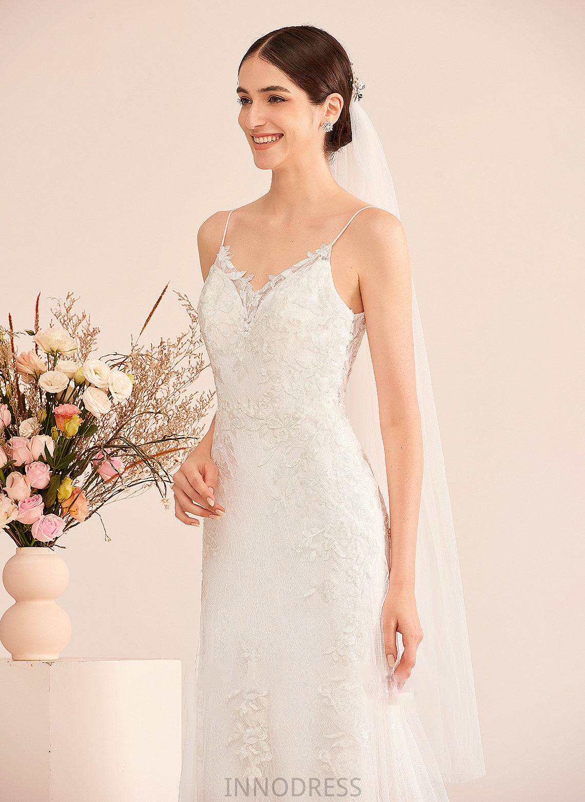 Wedding Court Dress Sequins Elaine Wedding Dresses Train With V-neck A-Line