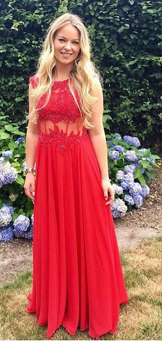 Impressive Round Neck Sleeveless Lace With Beaded Prom Dresses